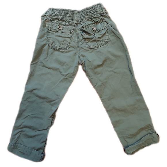 5T Oshkosh Sage Green Capri Pant Flower Button Detail Ruffle Front Pockets - Picture 2 of 5